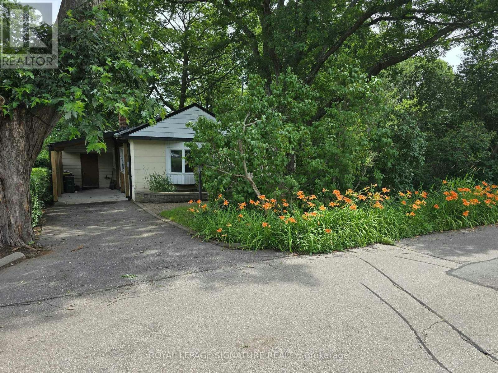 429 Rouge Hills Drive, Toronto, ON, M1C 2Z6