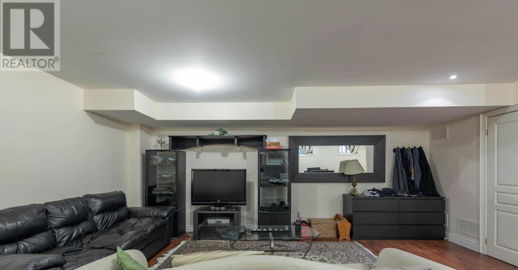 79 Elm Avenue, Richmond Hill, ON, L4C 6K8 - 17
