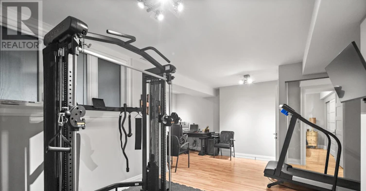 3 Donnybrook Lane, Toronto, ON, M9A 2V2 - 35