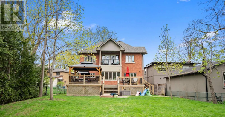 3 Donnybrook Lane, Toronto, ON, M9A 2V2 - 44