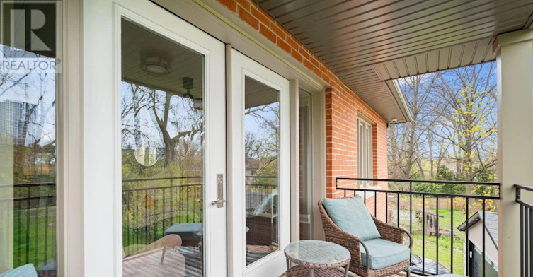 3 Donnybrook Lane, Toronto, ON, M9A 2V2 - 27