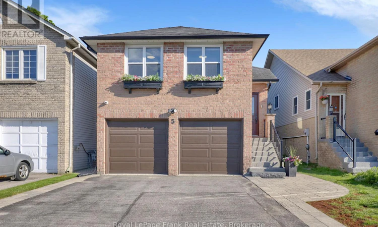 5 Empire Crescent