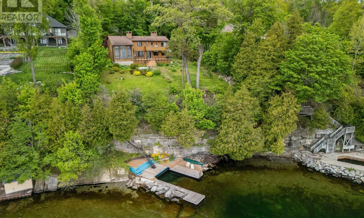 20 Riverside Drive