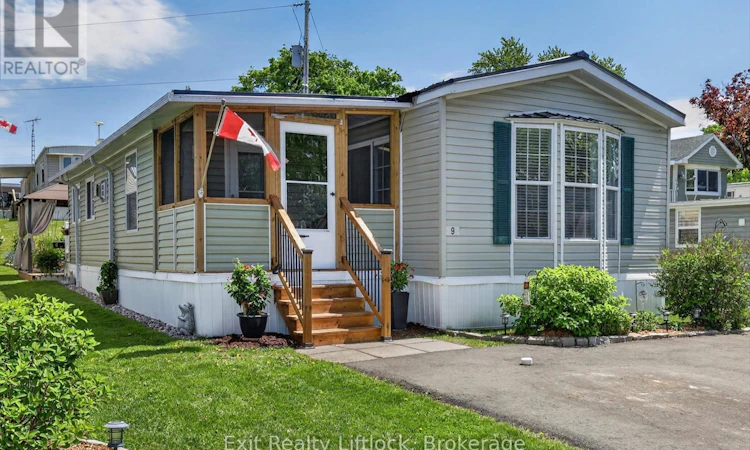9 Poplar Drive