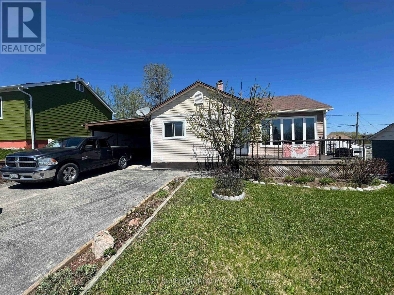 3 Falcon Drive, Manitouwadge, ON, P0T 2C0