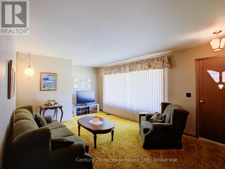 225 George Street W, West Grey, ON, N0G 1R0 - 5