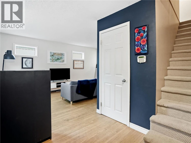 3229 15th Avenue, Regina, SK, S4T 1T1 - 17