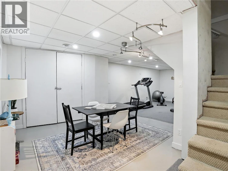 3229 15th Avenue, Regina, SK, S4T 1T1 - 29