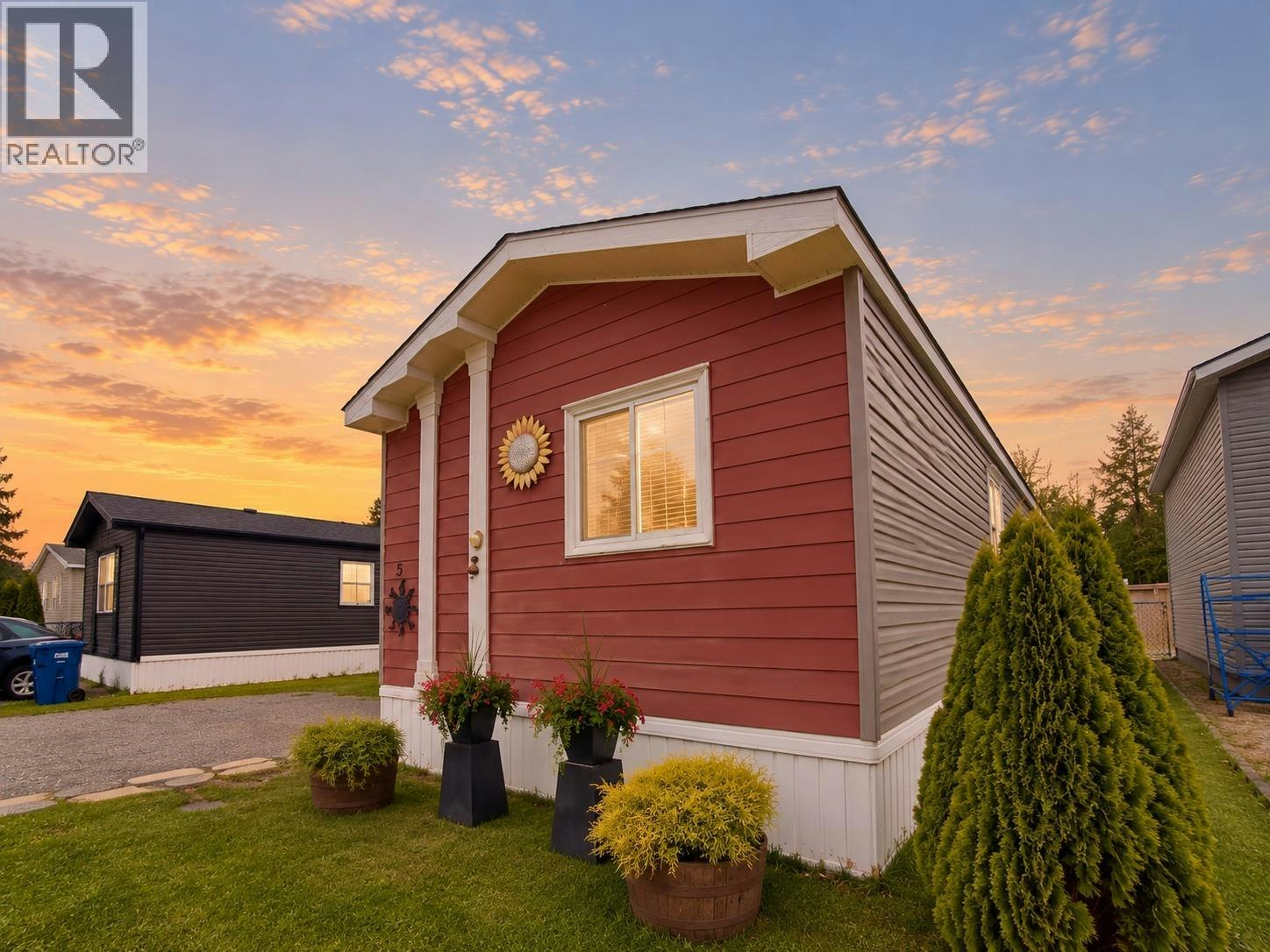 5-8945 N 97 Highway Highway, Lake Country, BC, V4V 1E8