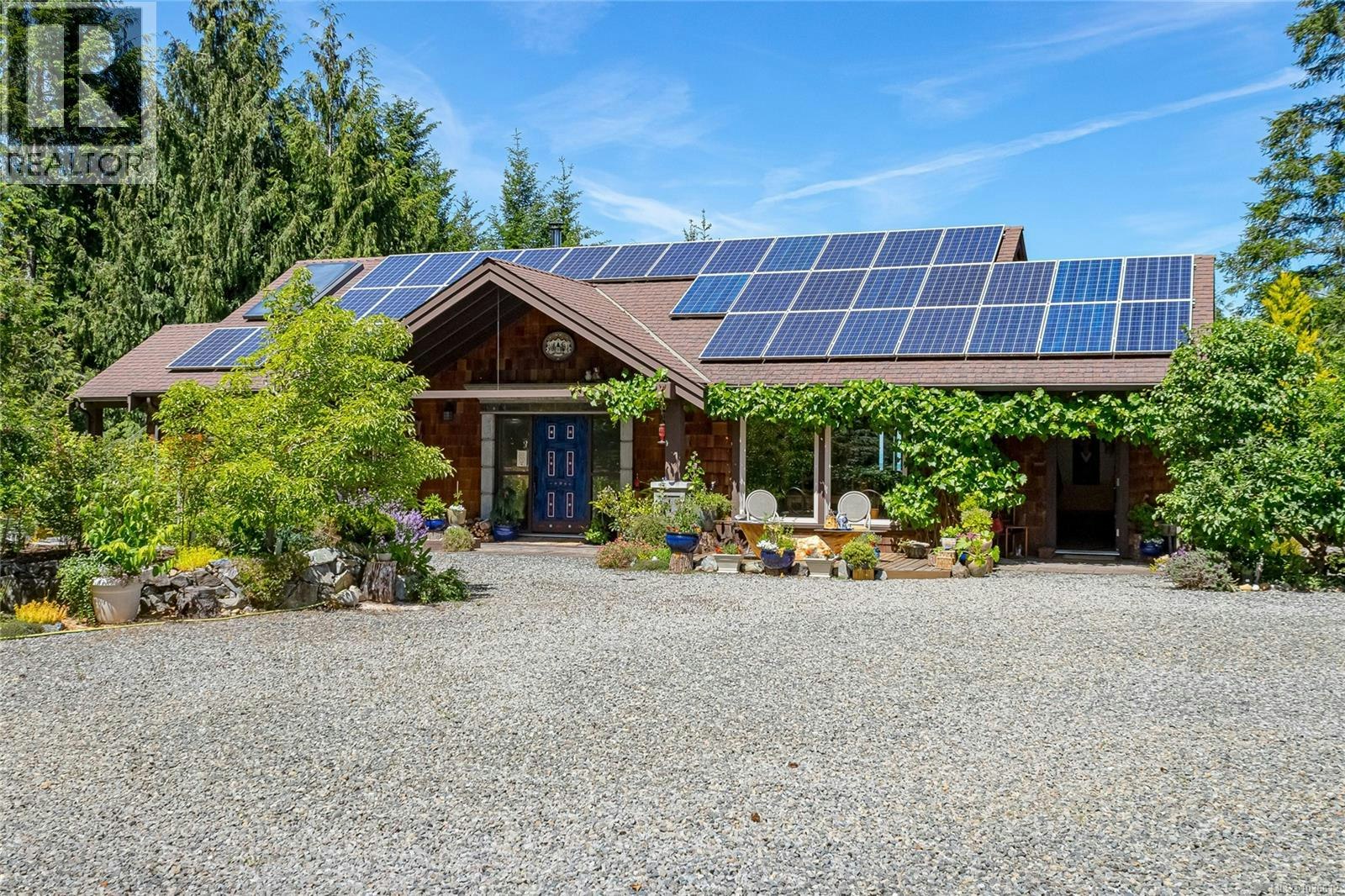 1860 Ashling Road, Qualicum Beach, BC, V9K 2V1
