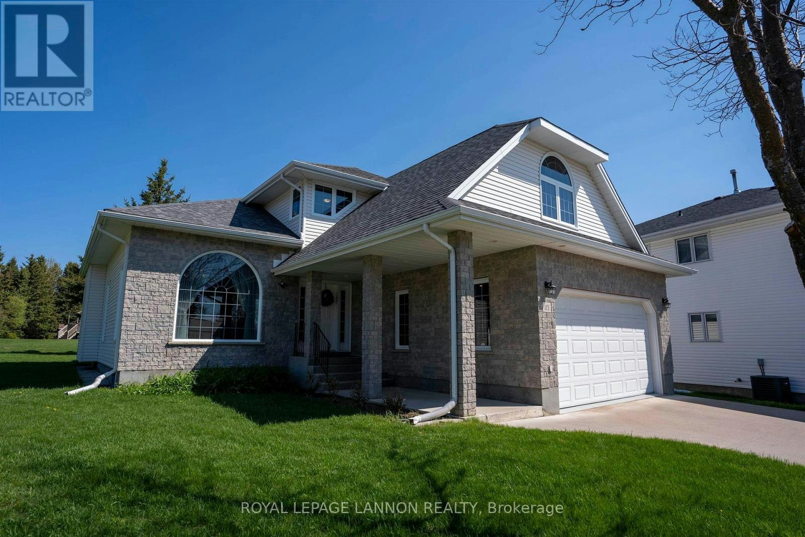 113 Princeton Place, Thunder Bay, ON, P7A 8B3