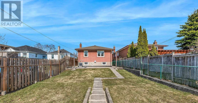 1038 Alexandra Avenue, Mississauga, ON, L5E 1Z8 - 22