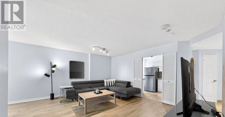 1506-55 Centre Avenue, Toronto, ON, M5G 2H5 - 6