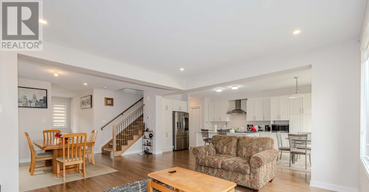 97 Mudminnow Crescent, Ottawa, ON, K4A 5J1 - 14