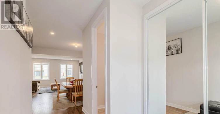 97 Mudminnow Crescent, Ottawa, ON, K4A 5J1 - 4