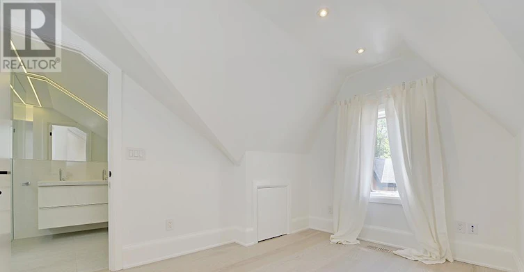 12 Webster Avenue, Toronto, ON, M5R 1N7 - 25