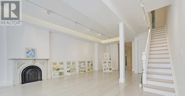 12 Webster Avenue, Toronto, ON, M5R 1N7 - 4