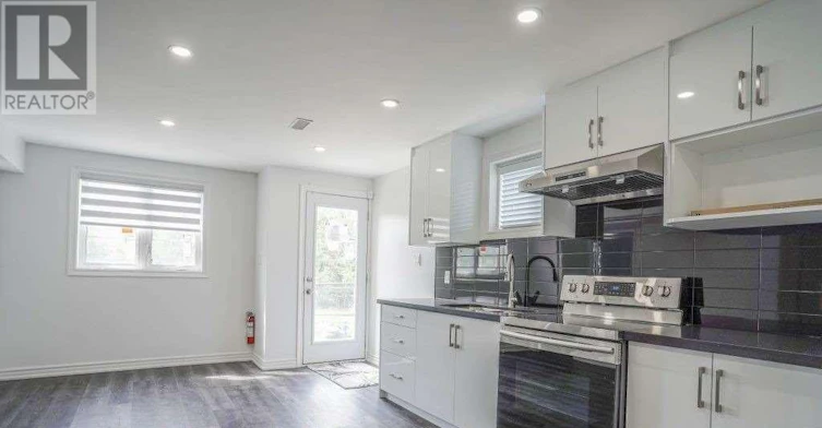 BSMT-1040 Foxtail Crescent, Pickering, ON, L1X 0E7 - 10