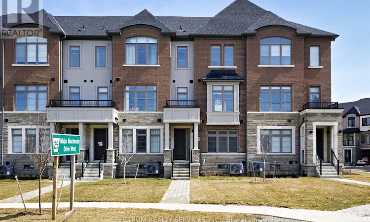 176 De La Roche Drive
