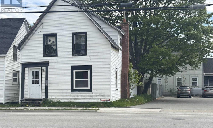 33 Parade Street