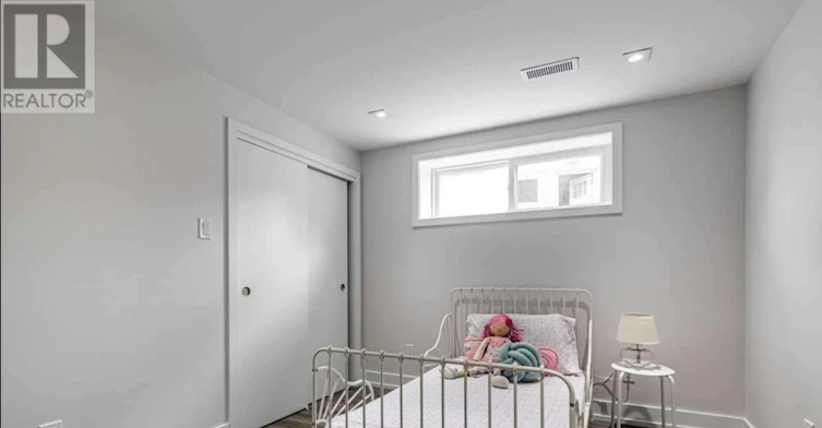LOWER-25 Newlin Crescent, Toronto, ON, M3L 1X5 - 3
