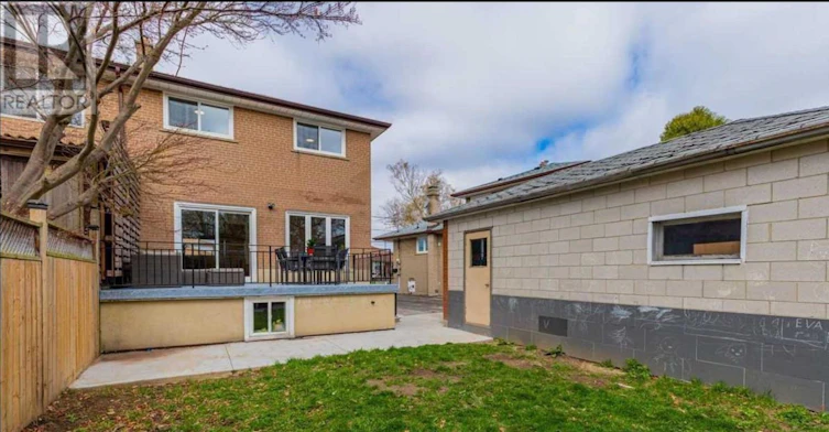 LOWER-25 Newlin Crescent, Toronto, ON, M3L 1X5 - 7
