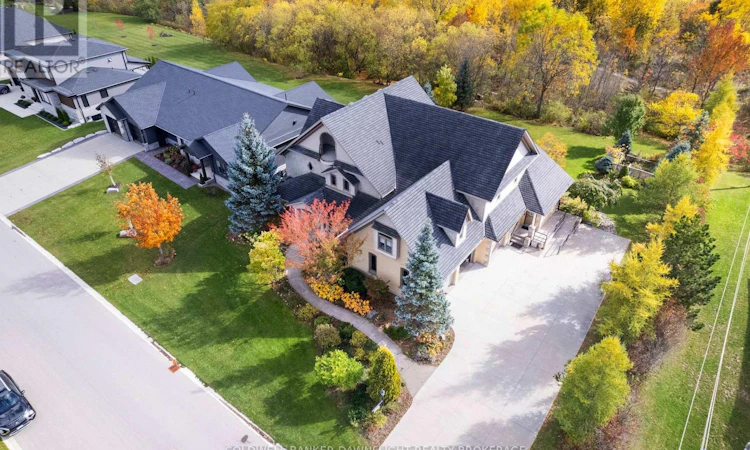 246 Hazelton Lane
