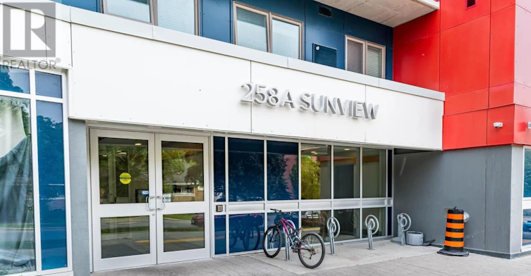 123 258a Sunview Street, Waterloo, ON, N2L 0H6 - 3