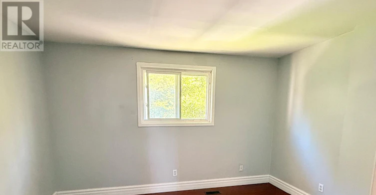 63 Toulon Crescent, London, ON, N5V 1J4 - 7