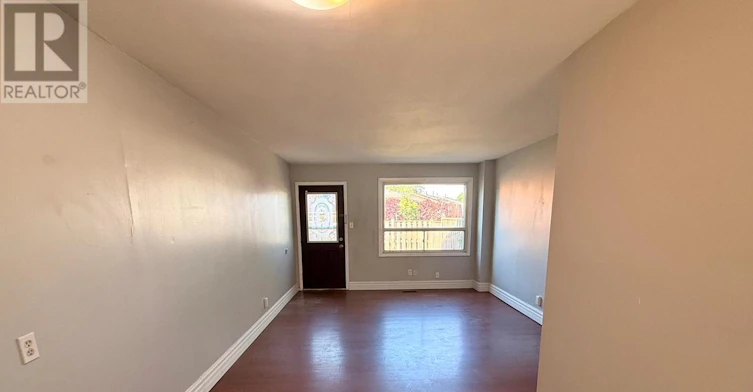 63 Toulon Crescent, London, ON, N5V 1J4 - 4