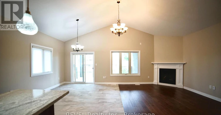 7135 Optimist Lane, Niagara Falls, ON, L2E 0B2 - 8