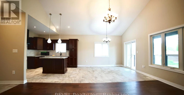 7135 Optimist Lane, Niagara Falls, ON, L2E 0B2 - 9