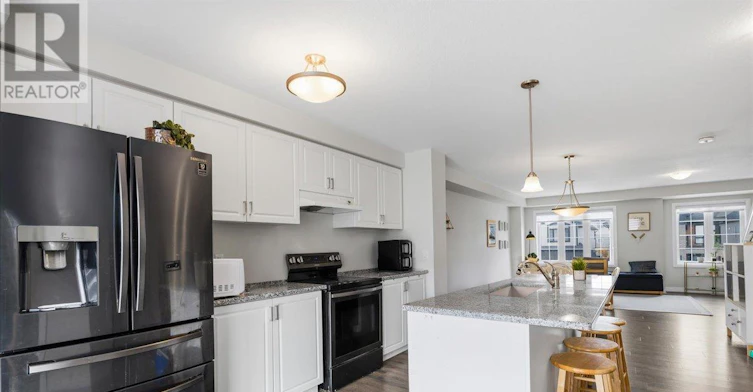 114 Ian Ormston Drive, Kitchener, ON, N2P 0K3 - 2