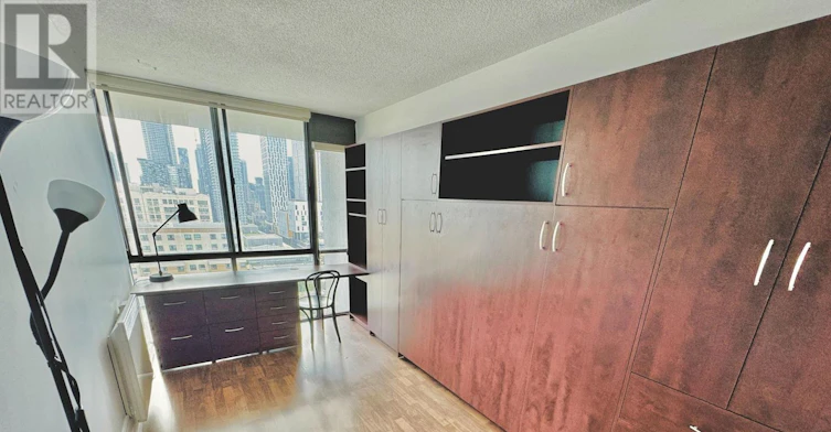 14F-86 Gerrard Street E, Toronto, ON, M5B 2J1 - 16