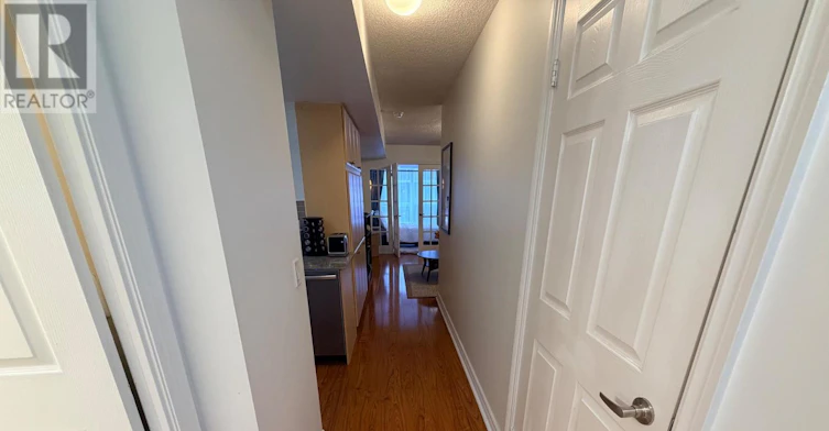 907-763 Bay Street, Toronto, ON, M5G 2R3 - 3