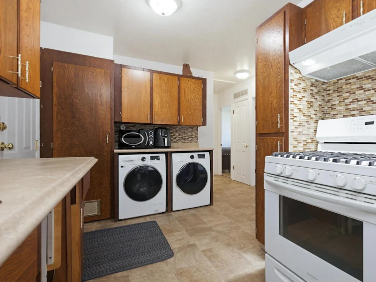 34458 Kent Avenue, Abbotsford, BC, V2S 2W8 - 13