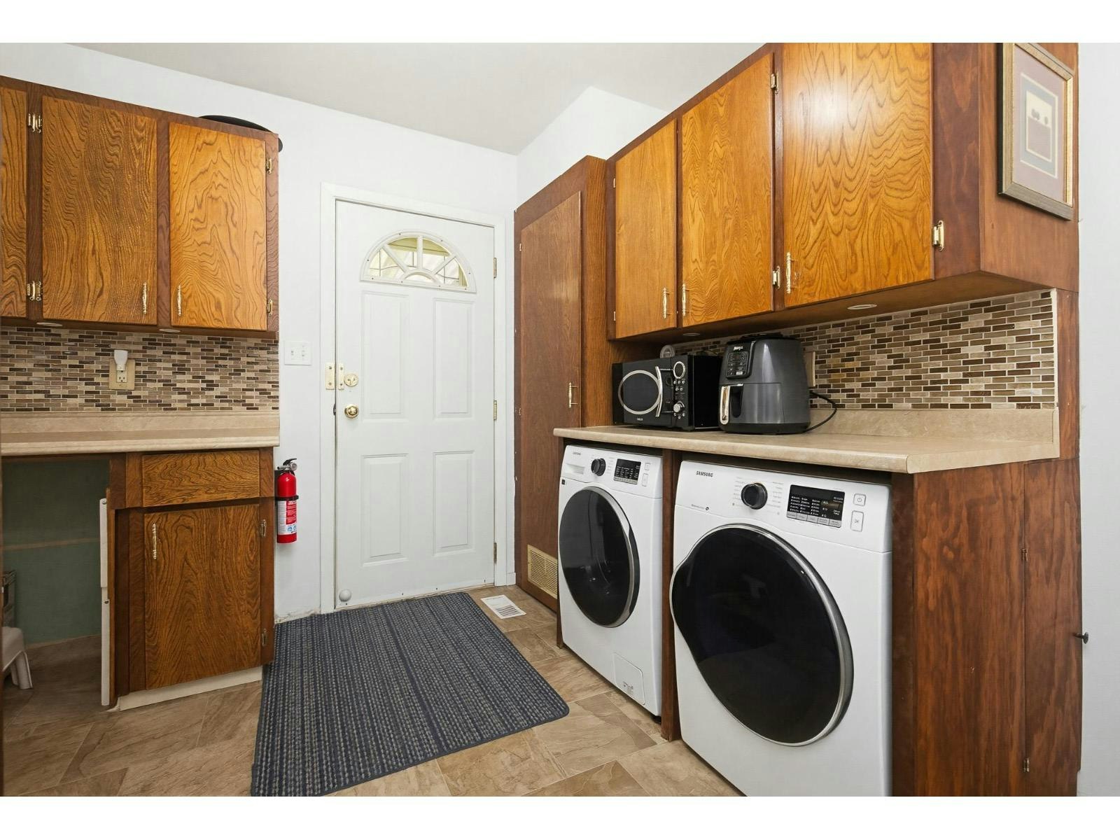 34458 Kent Avenue, Abbotsford, BC, V2S 2W8 - 14
