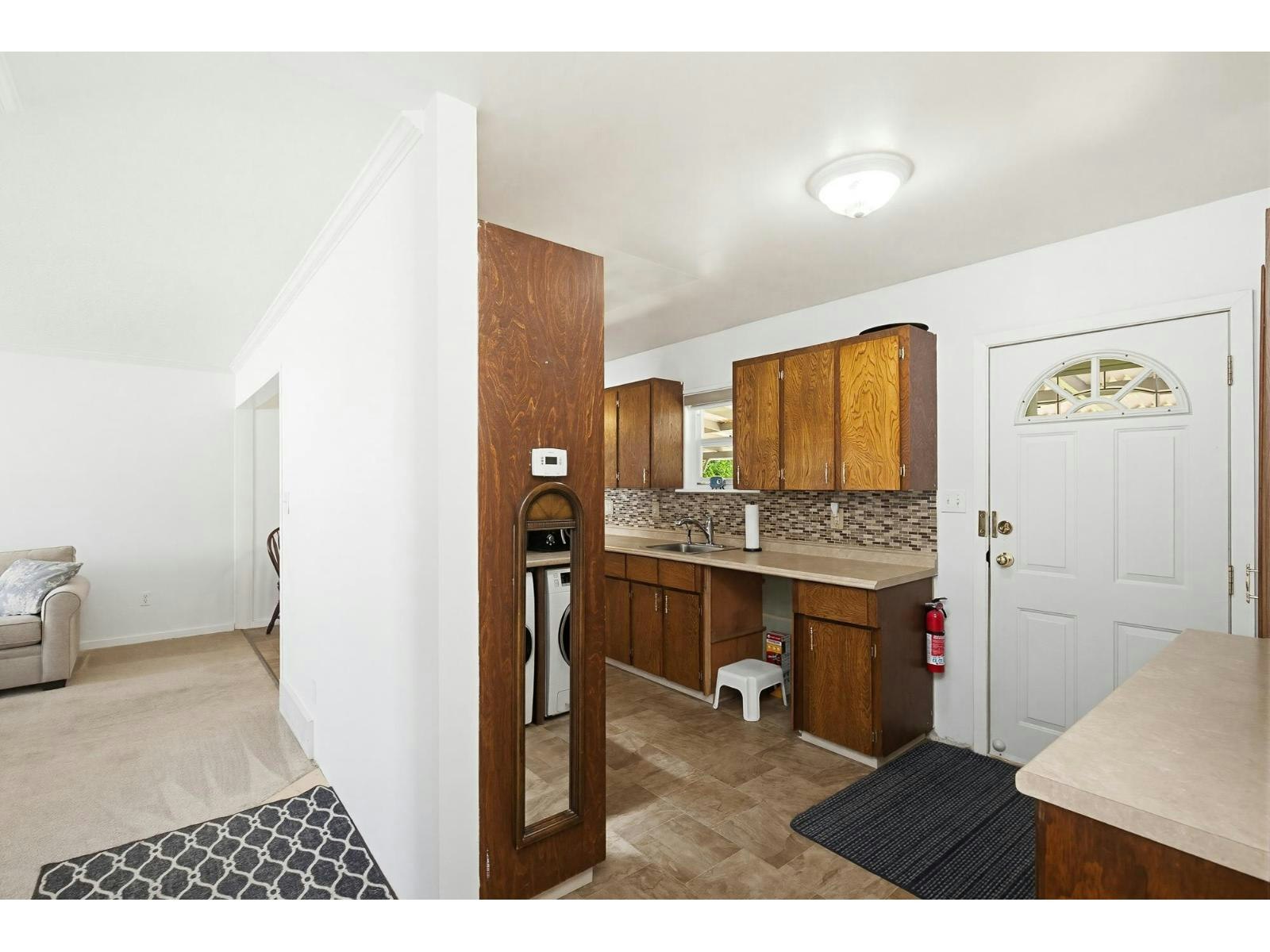 34458 Kent Avenue, Abbotsford, BC, V2S 2W8 - 9