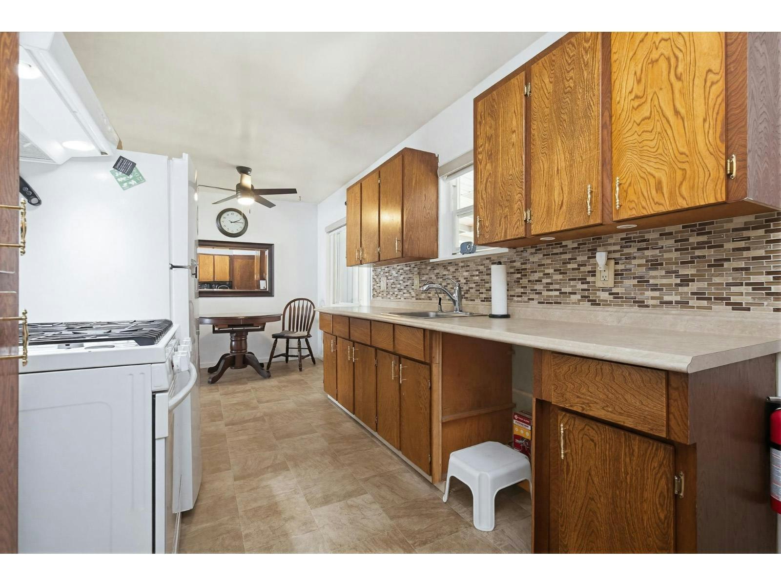 34458 Kent Avenue, Abbotsford, BC, V2S 2W8 - 8