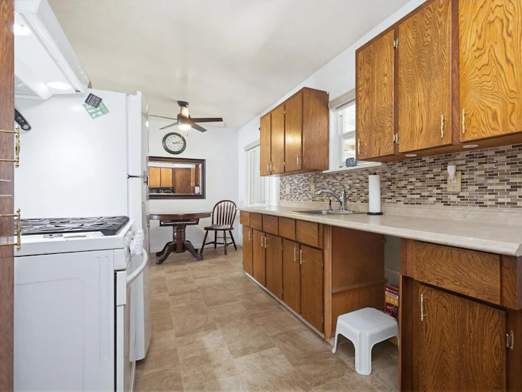 34458 Kent Avenue, Abbotsford, BC, V2S 2W8 - 8