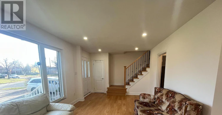 26 Morpeth Road, Brampton, ON, L6W 2Z2 - 2