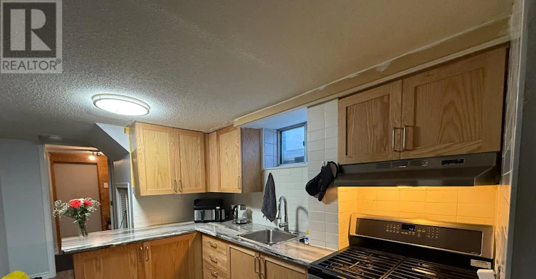 BSMT-18 Sonnet Court, Toronto, ON, M6L 1J6 - 2