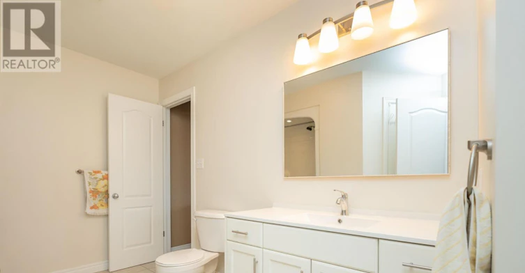 31 1/2 Thorold Road E, Welland, ON, L3C 3T3 - 29