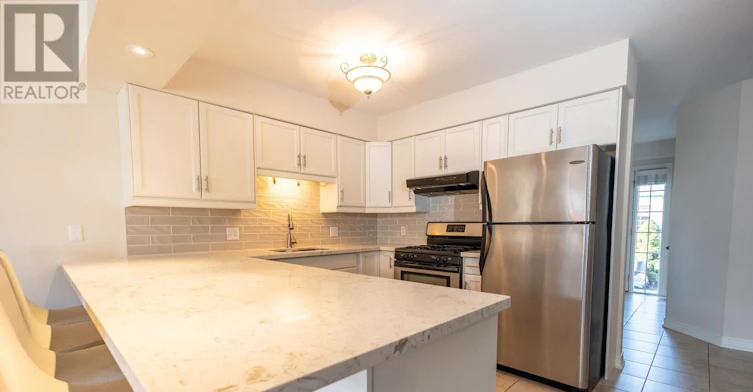 31 1/2 Thorold Road E, Welland, ON, L3C 3T3 - 28