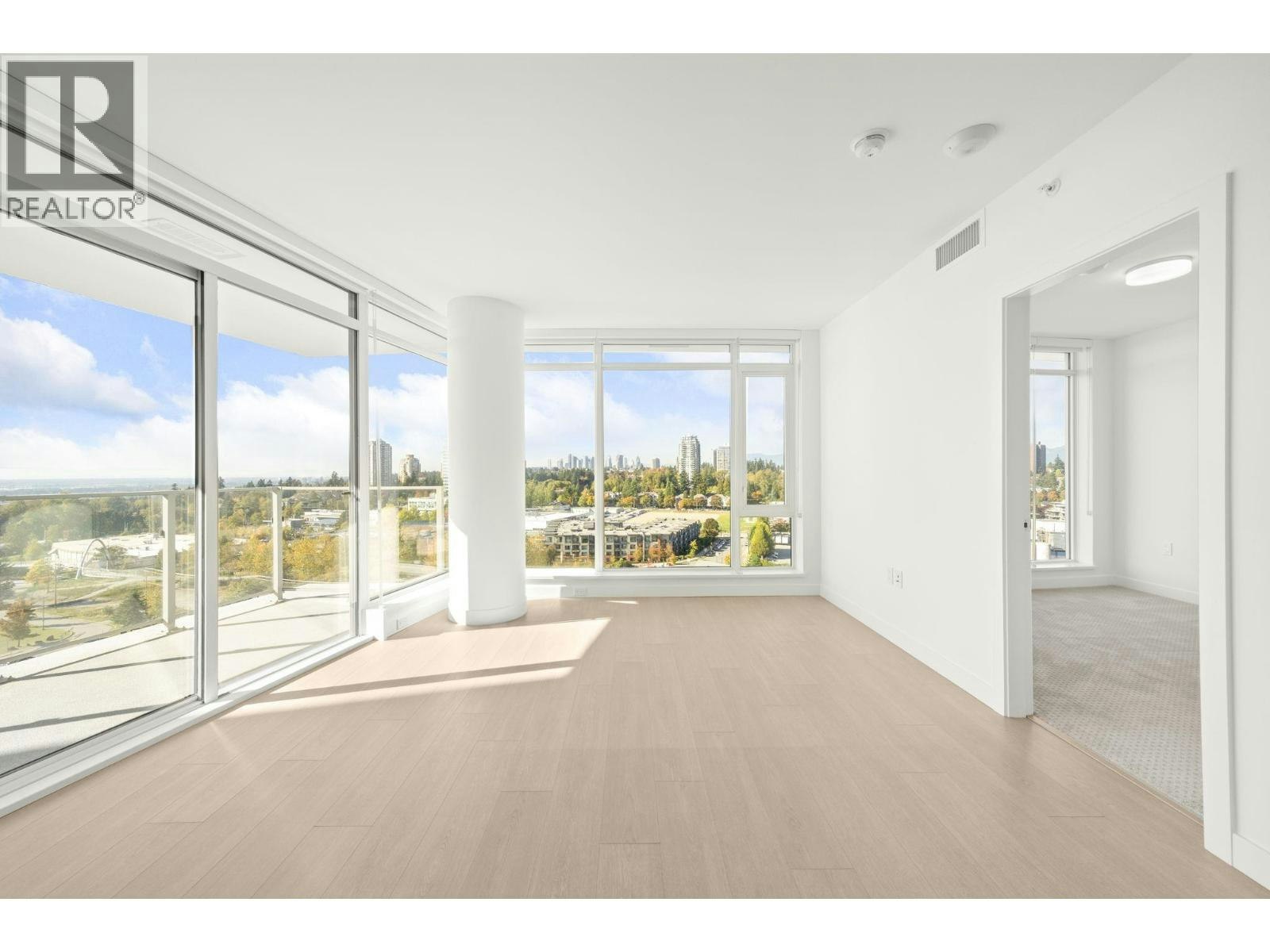 1601-7683 Park Crescent, Burnaby, BC, V3N 0J4