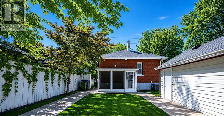 3615 Bloomfield Road, Windsor, ON, N9C 1S1 - 14