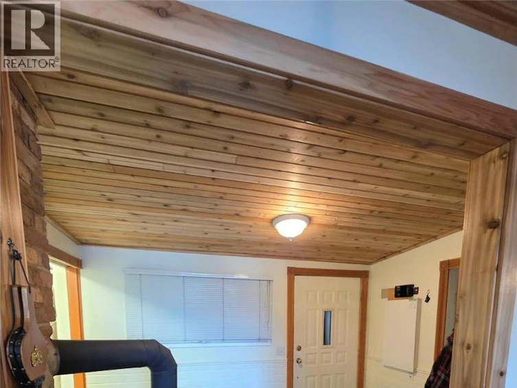 6453 Pinaus Lake Road, Falkland, BC, V0E 1W0 - 19
