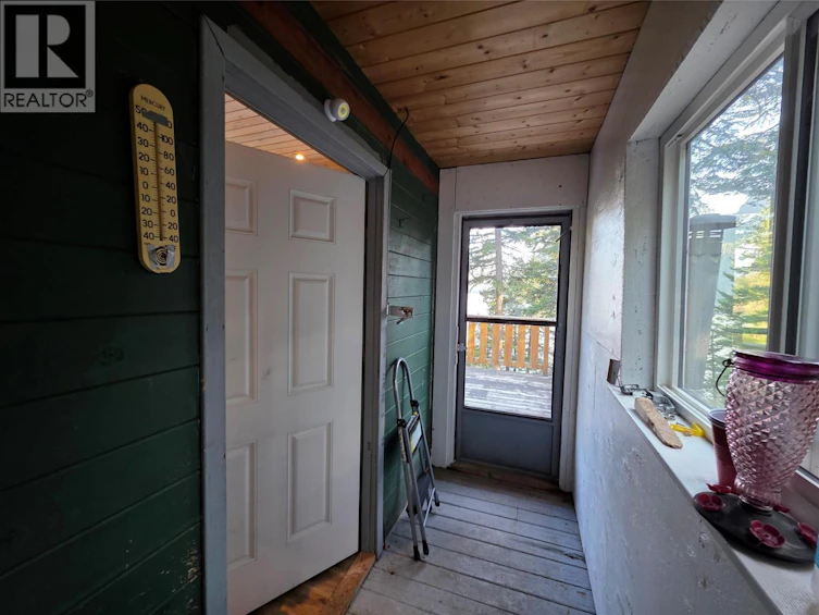 6453 Pinaus Lake Road, Falkland, BC, V0E 1W0 - 20