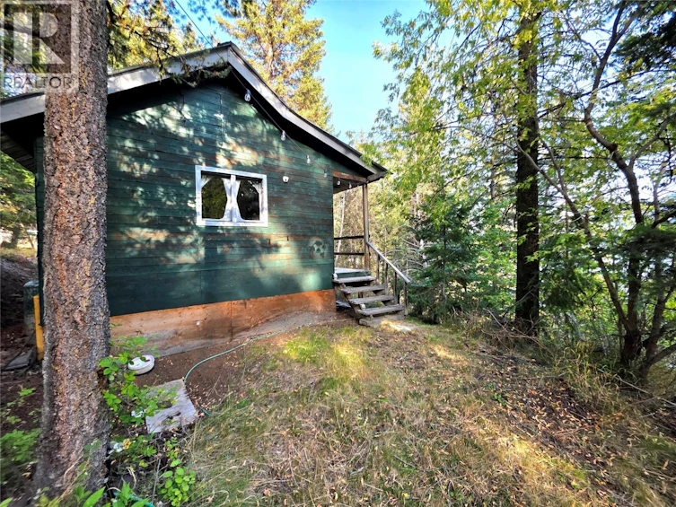 6453 Pinaus Lake Road, Falkland, BC, V0E 1W0 - 37