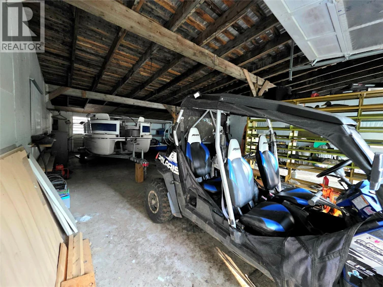 6453 Pinaus Lake Road, Falkland, BC, V0E 1W0 - 32